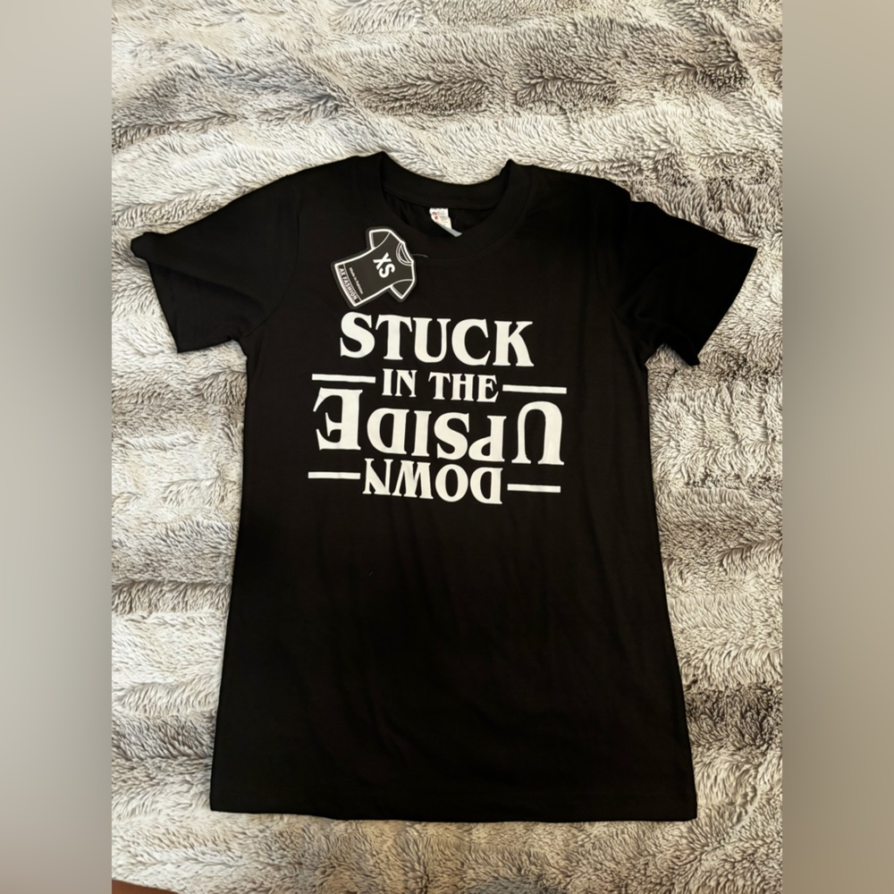 Stranger Things T-Shirt - Picture 1 of 5